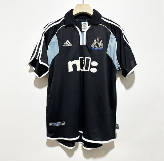 Newcastle 2000/01 Extérieur